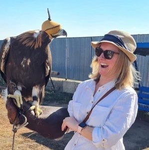 Meet your Posher, Laura